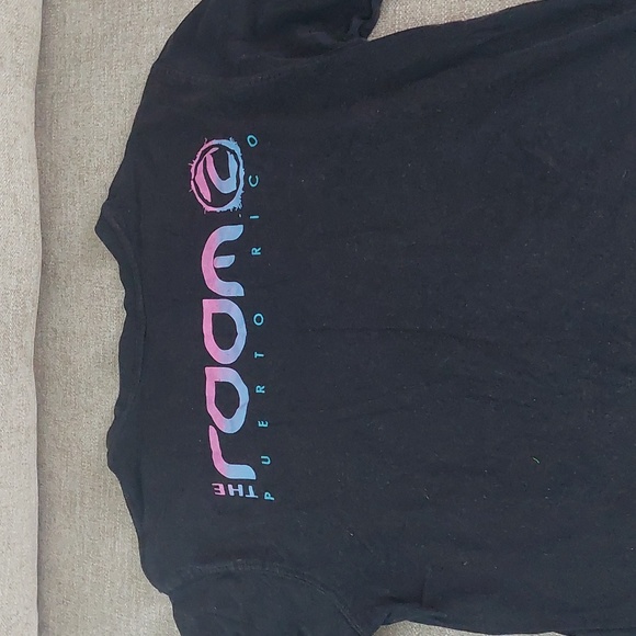 THE ROOM - Picture 5 of 6